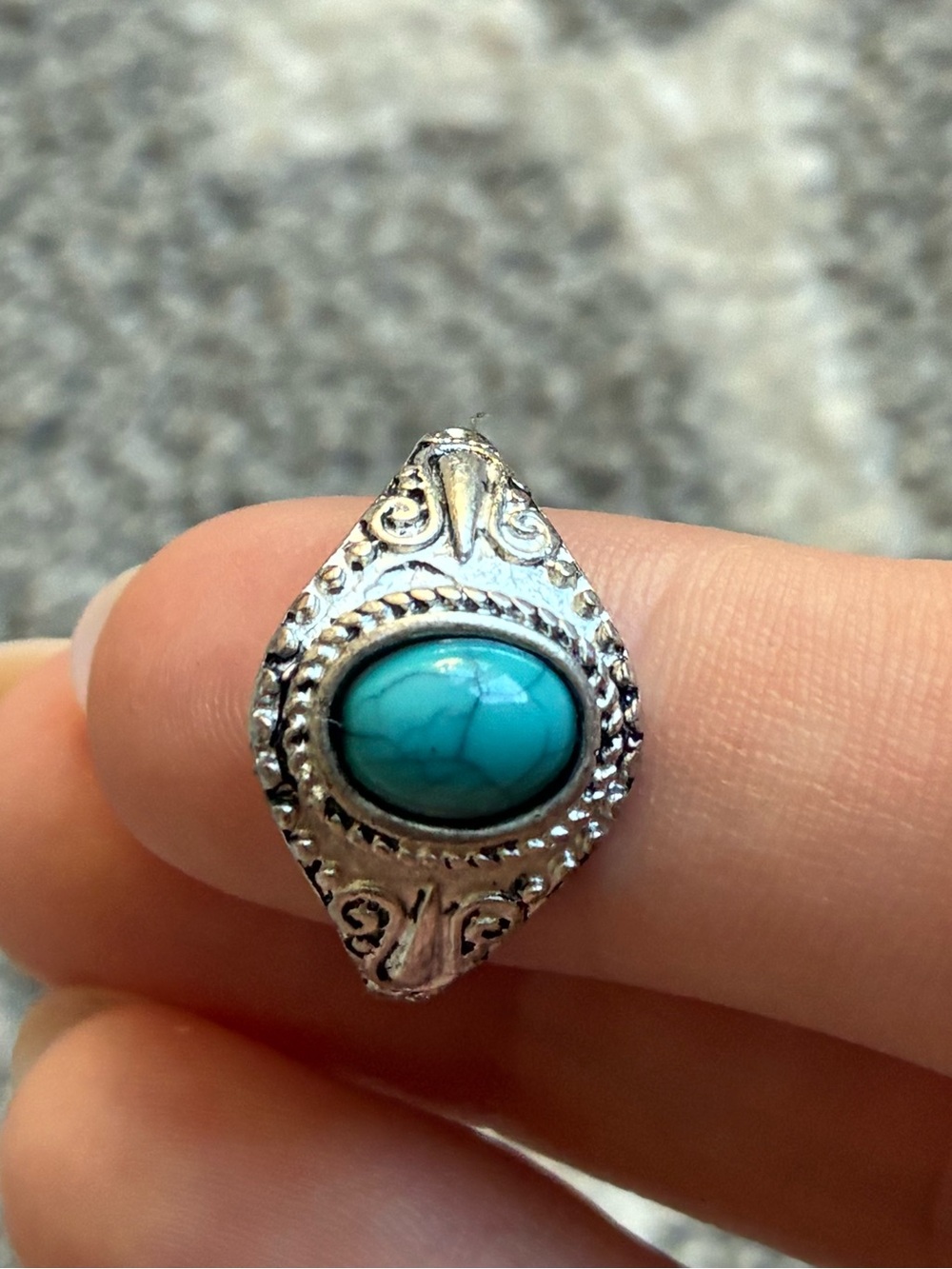Turquoise Oval Stone Silver-Tone Bohemian Ring - Women Jewelry - Picture 2 of 3
